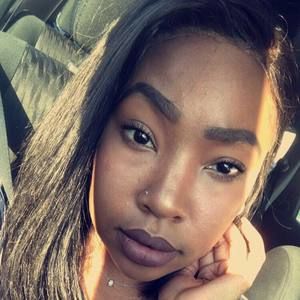 Meet your Posher, Destiny